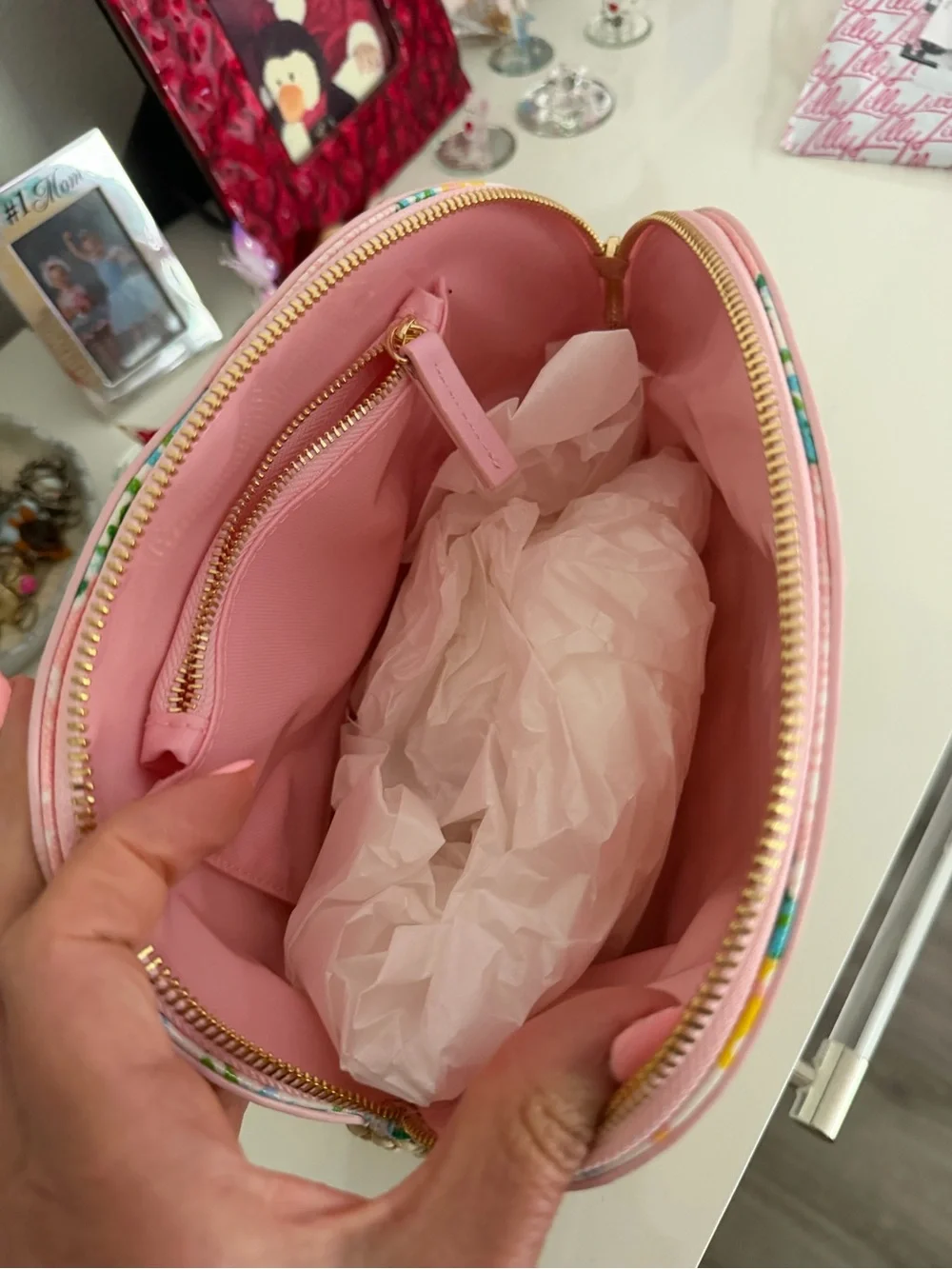 NWT Lilly Pulitzer Pink Trim Floral Straw-Base Cosmetic Bag